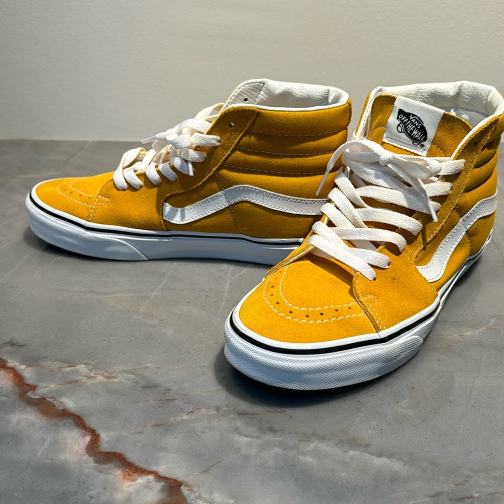 Vans sk8 hi golden yellow suede barely worn men’s 8/womens 9.5